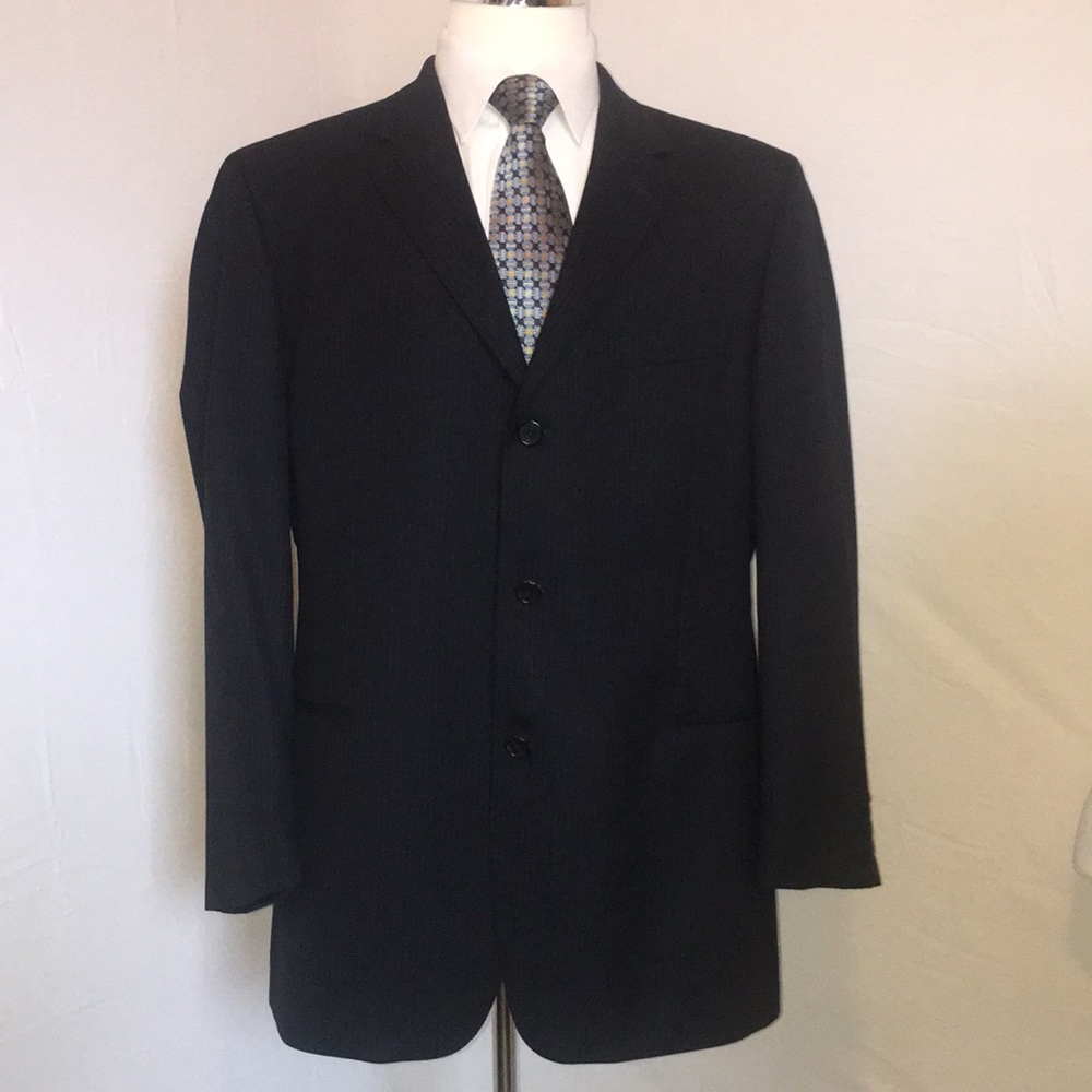 Hugo Boss Mens Sup120 navy pinstripe suit  46 Long